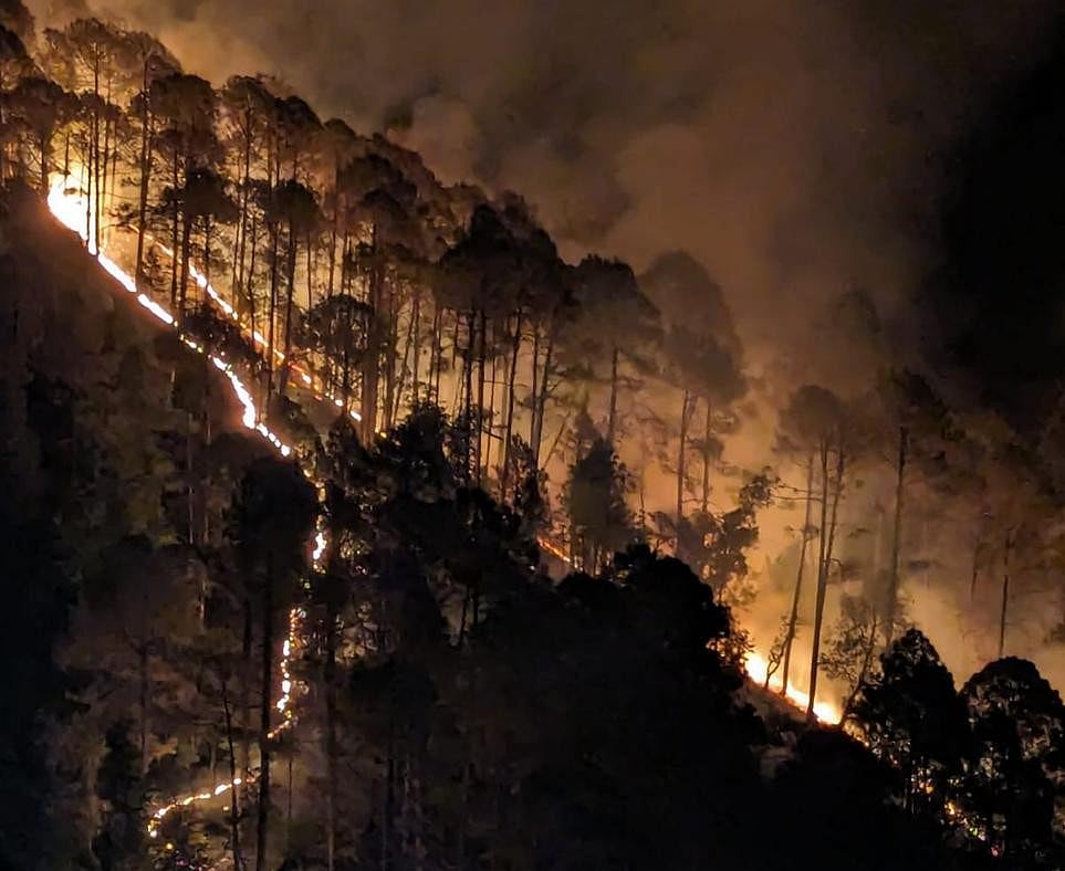 धधक रहा उत्तराखंड, सरकार को परवाह नहीं