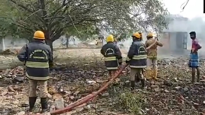 तमिलनाडु के विरुधुनगर में पटाखा फैक्ट्री में विस्फोट, 8 लोगों की मौत, 2 गंभीर रूप से घायल