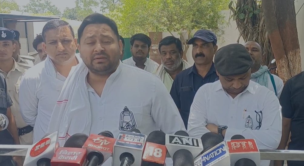 मोदी के पटना 'शो' पर तेजस्वी ने कसा तंज, कहा- पीएम रोड शो करें या एयर शो, बिहार की जनता पर कोई फर्क नहीं पड़ेगा
