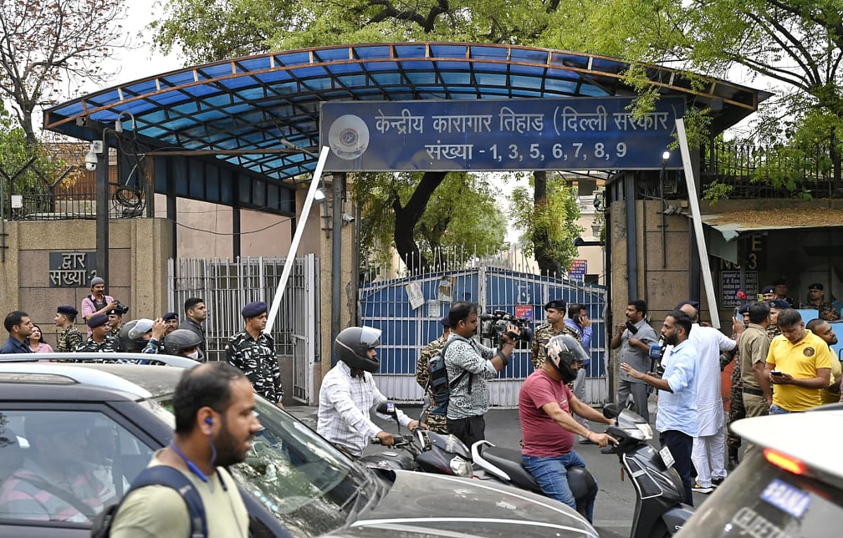 40 दिन बाद केजरीवाल जेल से हुए रिहा, बोले- 140 करोड़ लोगों को तानाशाही के खिलाफ एक साथ लड़ना होगा