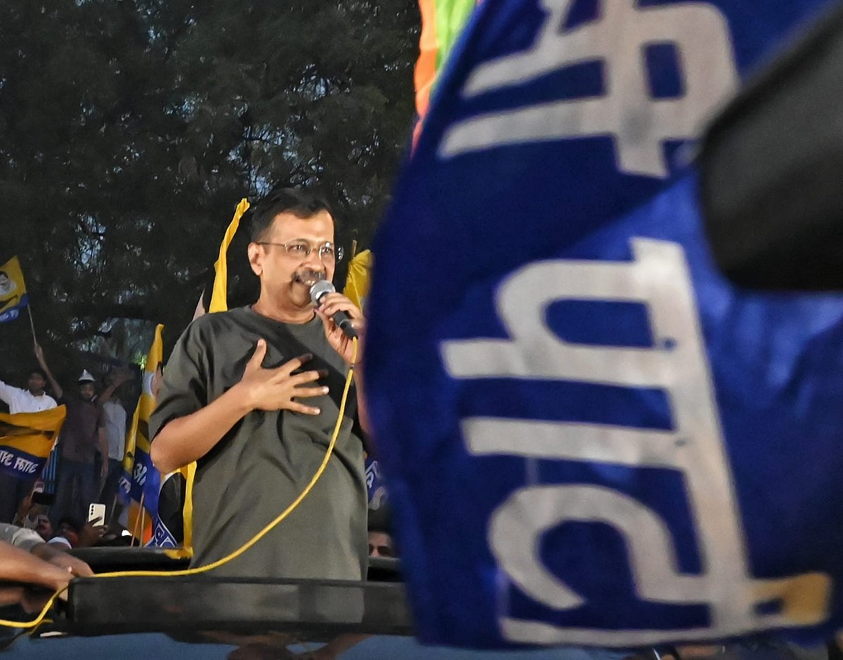 40 दिन बाद केजरीवाल जेल से हुए रिहा, बोले- 140 करोड़ लोगों को तानाशाही के खिलाफ एक साथ लड़ना होगा