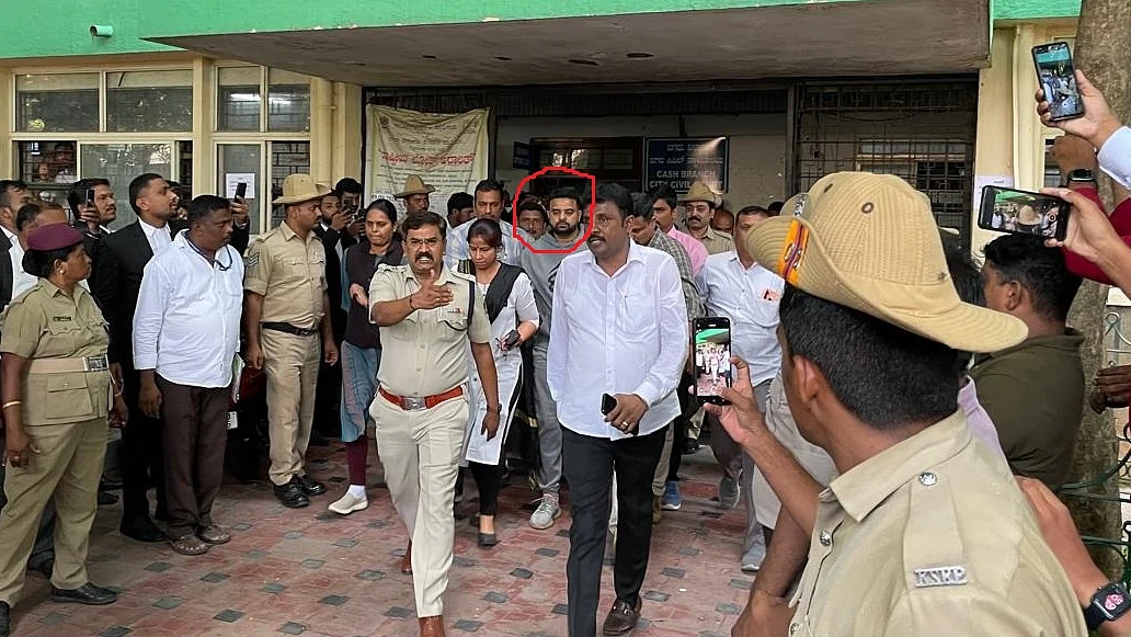 कोर्ट ने प्रज्वल रेवन्ना को 7 दिन की पुलिस हिरासत में भेजा, SIT करेगी पूछताछ