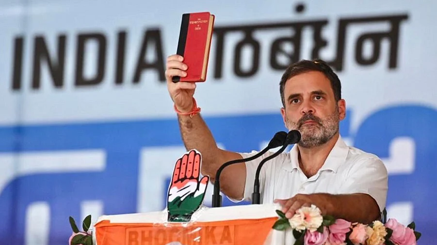 ओडिशा में राहुल गांधी ने लोगों से की संविधान बचाने की अपील