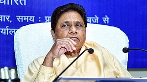 लोकसभा चुनावः BSP ने बस्ती में आखिरी क्षणों में बदला उम्मीदवार, दयाशंकर मिश्र की जगह लवकुश पटेल ने किया नामांकन