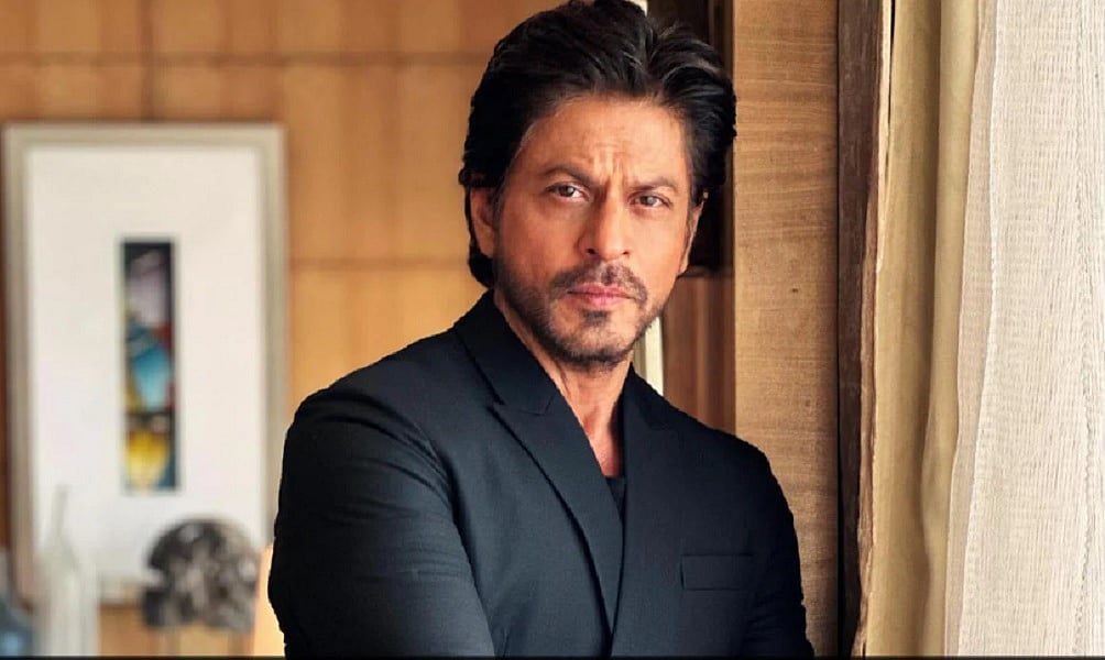 सिनेजीवन: शाहरुख ने अपने जन्मदिन से पहले फैंस को दिया तोहफा और एक्ट्रेस श्रद्धा दास ने बताया सफलता का मंत्र