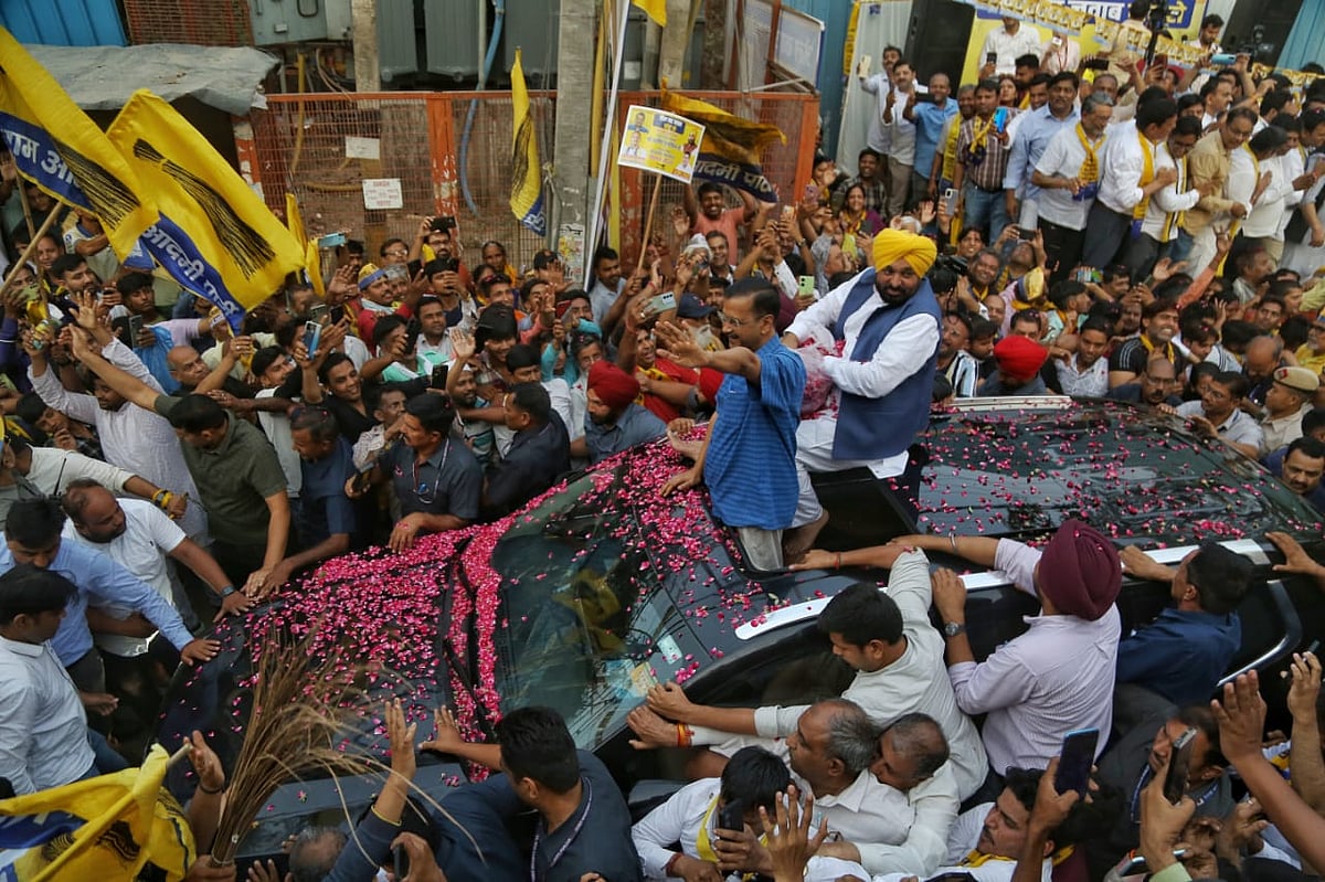 केजरीवाल का लोकसभा चुनाव प्रचार के लिए पहला रोड शो, बोले- जब मैं तिहाड़ गया तो मेरा इंसुलिन 15 दिन के लिए बंद कर दिया