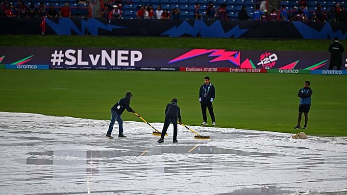 खेल: AIFF ने की कतर के विवादित गोल की जांच की मांग और हेज़लवुड ने T20 विश्व कप के प्रारूप पर उठाए सवाल