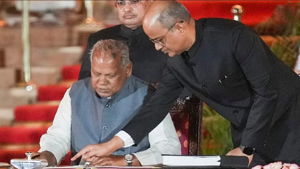 AAP ने मांझी को कैबिनेट में शामिल करने पर BJP पर साधा निशाना, बता चुके हैं 'राम' को काल्पनिक 