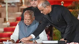 जीतनराम मांझी ने 'राम' को बताया था काल्पनिक, AAP ने कैबिनेट में शामिल करने पर BJP पर साधा निशाना