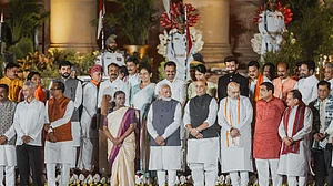आकार पटेल का लेख: नई सरकार का मंत्रिमंडल पुराना, तो बदलाव की अपेक्षा कैसे करें !