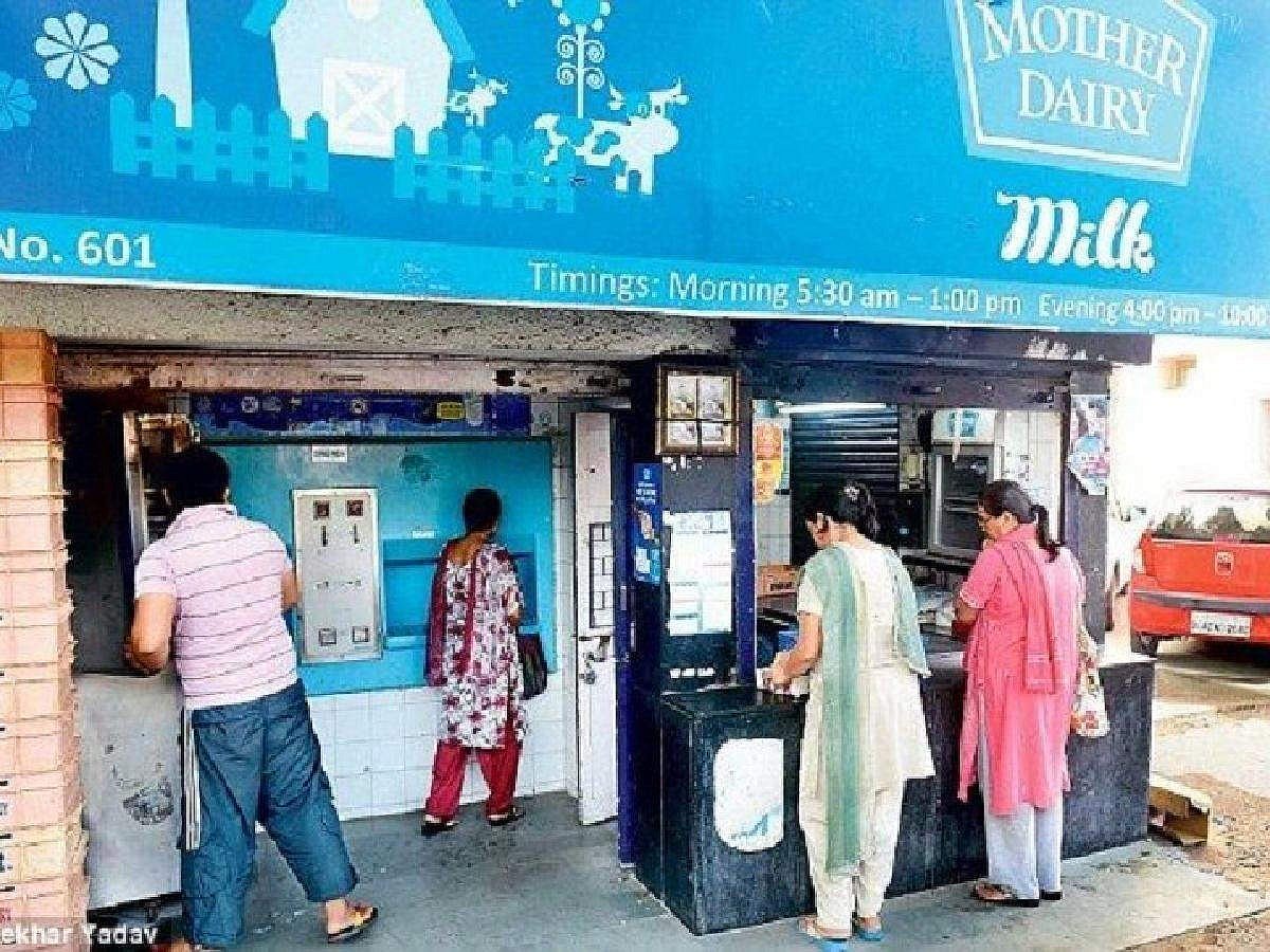 अमूल के बाद मदर डेयरी का दूध भी दो रुपये लीटर महंगा, कल से ही लागू होंगी नई कीमतें