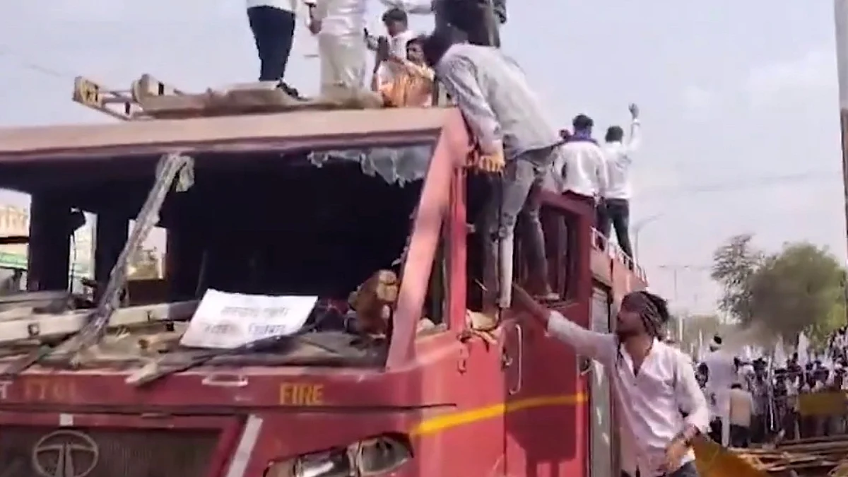छत्तीसगढ़ के बलौदाबाजार में प्रदर्शन के दौरान हिंसा, कलेक्टर कार्यालय में तोड़फोड़, आगजनी