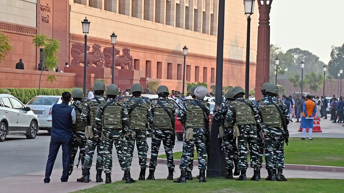 राज्यसभा सांसद से CISF कर्मी ने पूछा संसद में आने का कारण, MP ने सभापति से की शिकायत