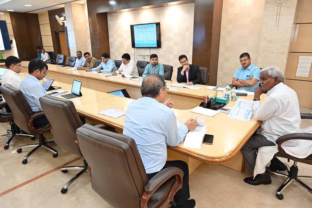 झारखंड में 5 सितंबर तक 26 हजार सहायक शिक्षकों की होगी नियुक्ति, सीएम चंपई सोरेन ने दिया आदेश