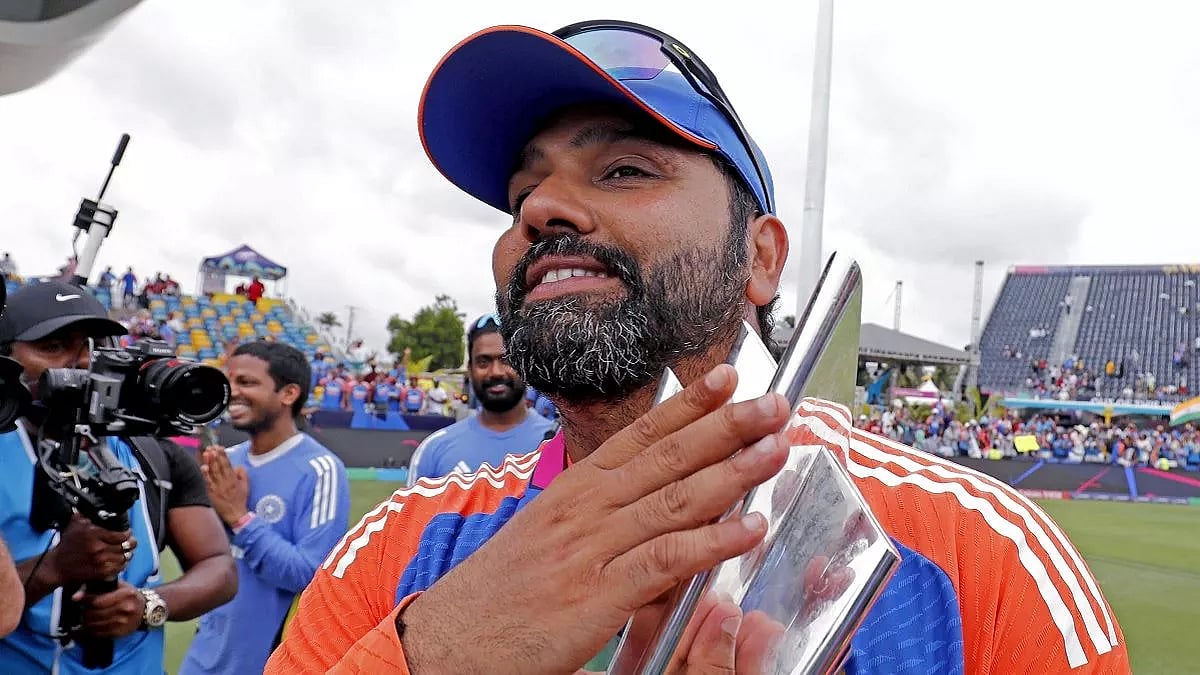 T20 World Cup: कप्तान रोहित शर्मा ने महेंद्र सिंह धोनी के इंस्टाग्राम पोस्ट पर दी प्रतिक्रिया, कही ये बड़ी बात