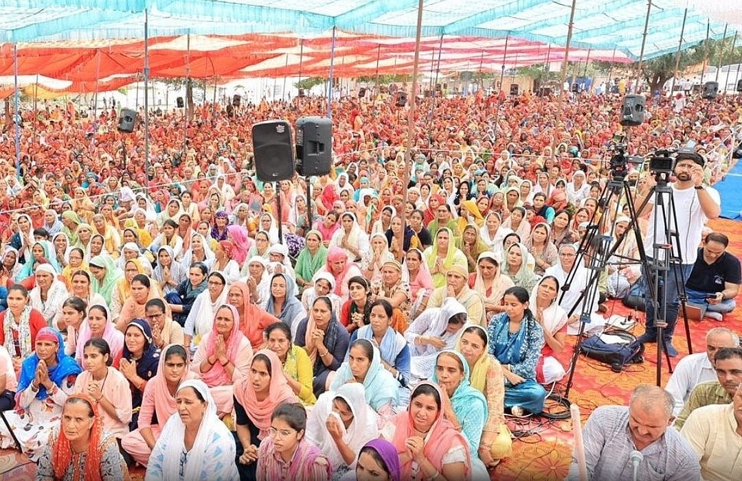 हाथरस भगदड़: SIT की रिपोर्ट में आयोजक दोषी, प्रशासन की भी चूक, लेकिन 'भोले बाबा' को क्लीन चिट!