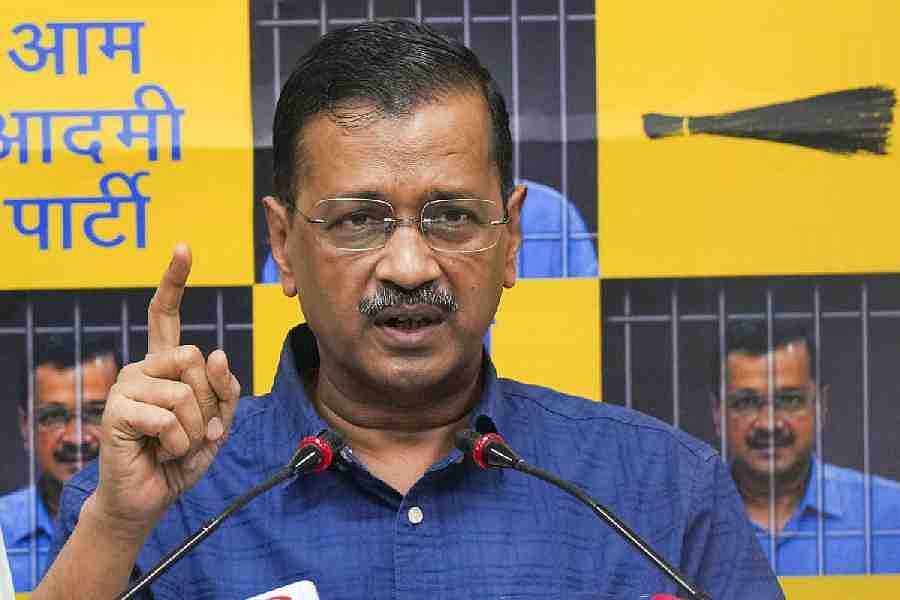 राजधानी दिल्ली में चलती बस में महिला से गैंगरेप पर केजरीवाल बोले- हमने निर्भया से कुछ नहीं सीखा