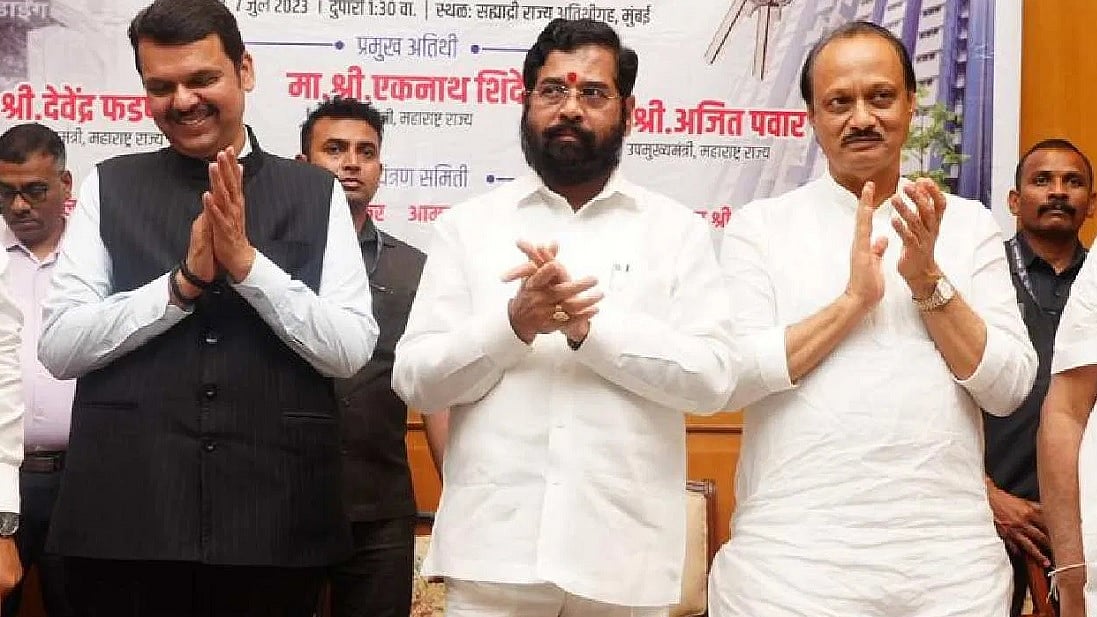 महाराष्ट्र सरकार के जन सुरक्षा अधिनियम का तीखा विरोध हो रहा है