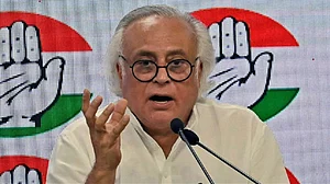 कांग्रेस का आरोप- मोदी सरकार ने MSME को सुनियोजित ढंग से किया बर्बाद, आर्थिक एजेंडे पर पुनर्विचार करे