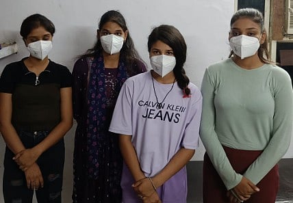 नोएडा: नौकरी देने के नाम पर युवाओं को ठगने वाले गिरोह का पर्दाफाश, सोशल मीडिया के जरिए लोगों को बनाते थे निशाना  