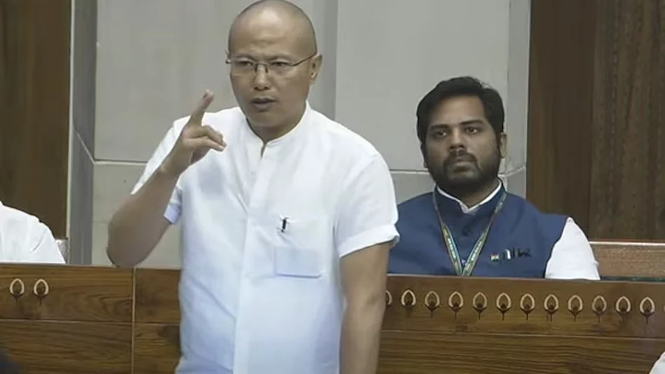 कांग्रेस सांसद अल्फ्रेड आर्थर