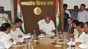 मध्य प्रदेश विधानसभा में नर्सिंग घोटाले पर हंगामा, कांग्रेस के तेवर देख अध्यक्ष ने दिया चर्चा का भरोसा