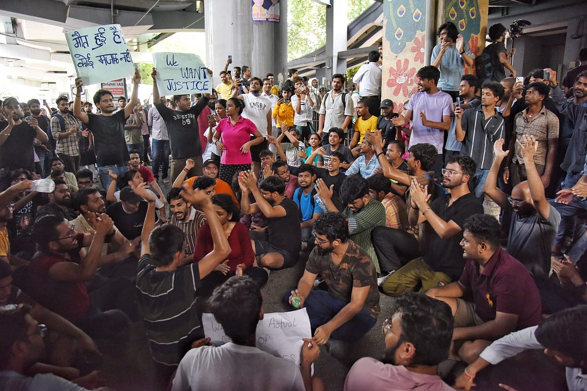 दिल्ली UPSC कोचिंग सेंटर मामला: छात्र बोले- नहीं उठाए गए पुख्ता कदम, मांगें पूरी न होने पर करेंगे भूख हड़ताल