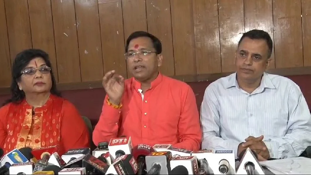 दिल्ली में प्रस्तावित केदारनाथ मंदिर का बदलेगा नाम, भारी विरोध के बाद बैकफुट पर आई मंदिर समिति