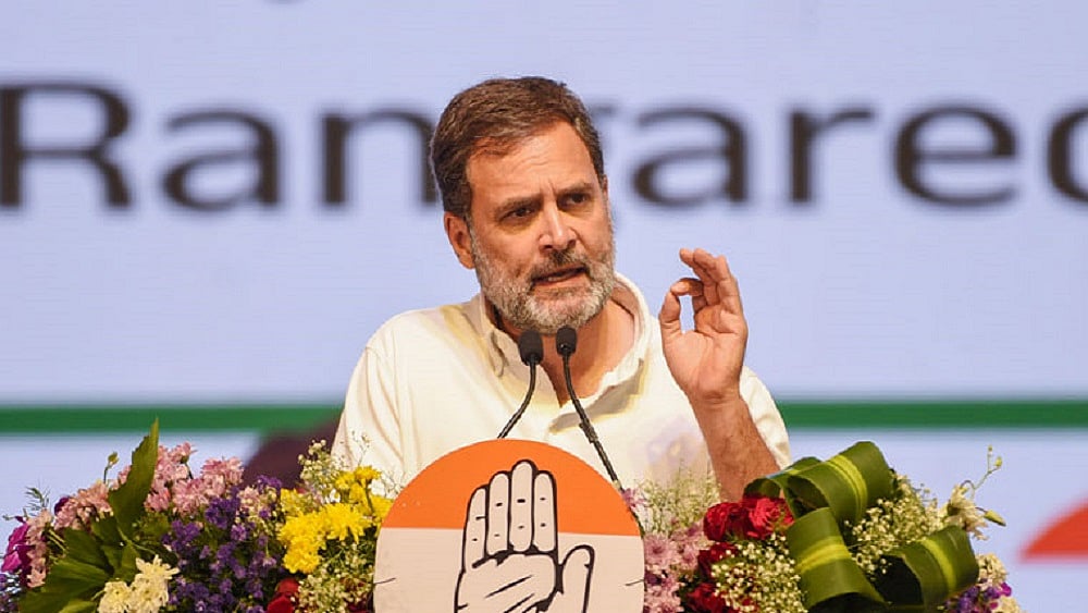 राहुल गांधी ने स्मृति ईरानी के खिलाफ अपमानजनक शब्दों का इस्तेमाल नहीं करने की अपील की