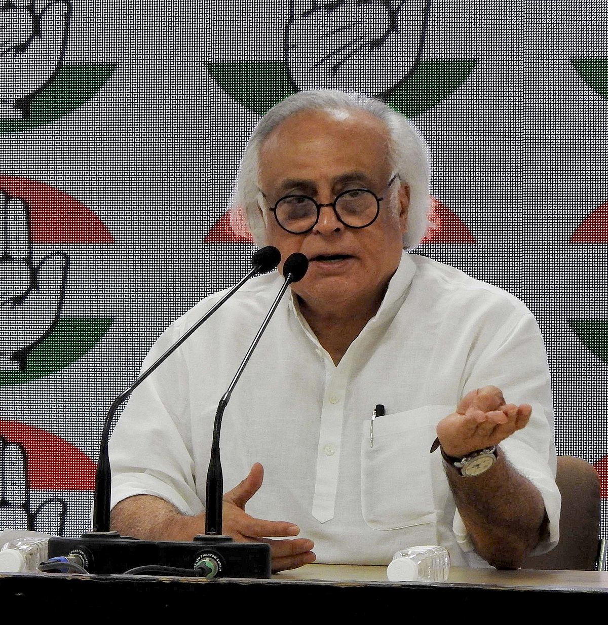 कांग्रेस ने पूर्व उप राष्ट्रपति हामिद अंसारी पर 'अपमानजनक टिप्पणी' को लेकर PM को घेरा, एक्शन की मांग की