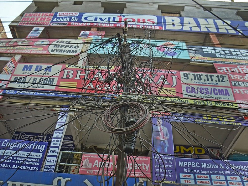 कोचिंग सेंटर्स को लेकर केंद्र ने नई गाइडलाइन जारी की; अब टॉपर्स की फोटो बिना परमिशन नहीं छाप पाएंगे