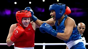 Paris Olympic: दीपिका कुमारी की प्री क्वार्टर फाइनल में धमाकेदार एंट्री और मेडल से एक जीत दूर लवलीना