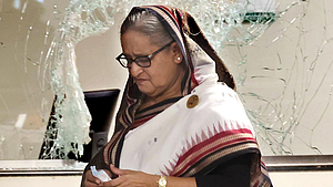शेख हसीना हिंडन एयरपोर्ट पर सेफ हाउस में शिफ्ट की गईं, दिल्ली में पीएम आवास पर हुई हाई लेवल मीटिंग