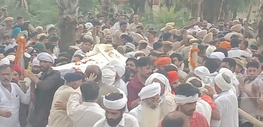 हरियाणा: डेरा जगमालवाली में गहराया गद्दी का विवाद, प्रशासन अलर्ट, सिरसा में इंटरनेट बंद