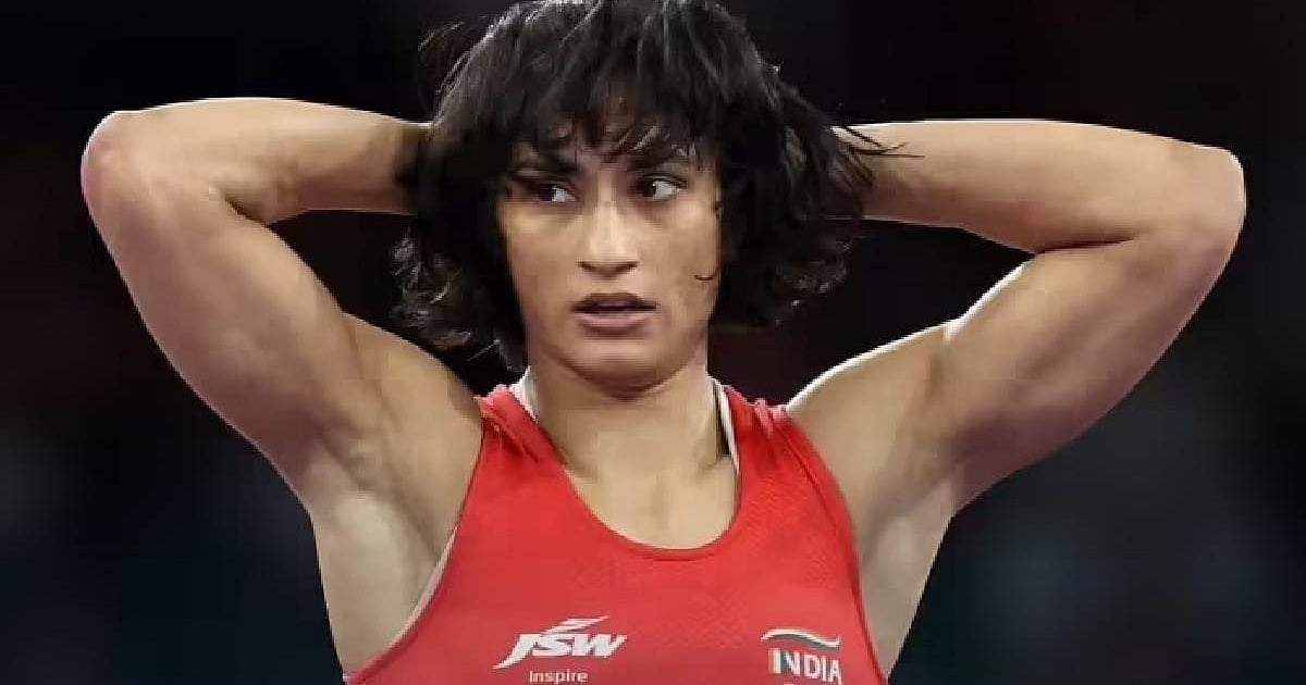 आखिरकार सच साबित हुई विनेश फोगाट की आशंका, कुश्ती महासंघ ने खेलने पर 26 जून तक लगाई रोक, नोटिस भी जारी किया