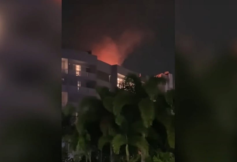 ऑस्ट्रेलिया में होटल की छत से टकराने से हेलीकॉप्टर क्रैश, पायलट की मौत, हादसे के बाद लगभग 400 लोगों बचाया गया