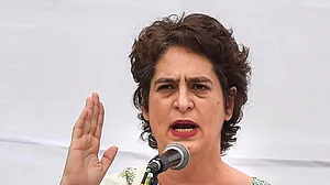 प्रियंका गांधी का प्रधानमंत्री मोदी को पत्र, वायनाड भूस्खलन के पीड़ितों के कर्ज माफ करने का किया आग्रह