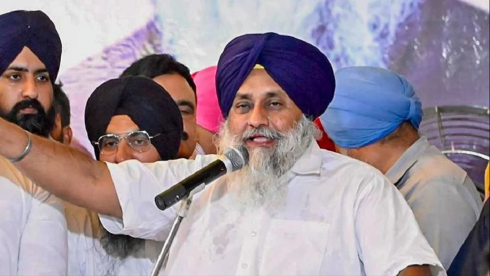 अकाल तख्त ने सुखबीर बादल को 'तनखैया' घोषित किया, 15 दिन में माफी मांगने के लिए कहा