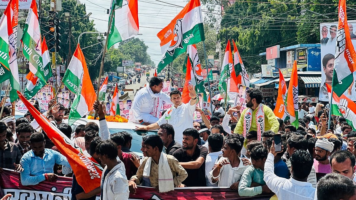 भोपाल में कांग्रेस ने मोहन सरकार के खिलाफ प्रदर्शन किया