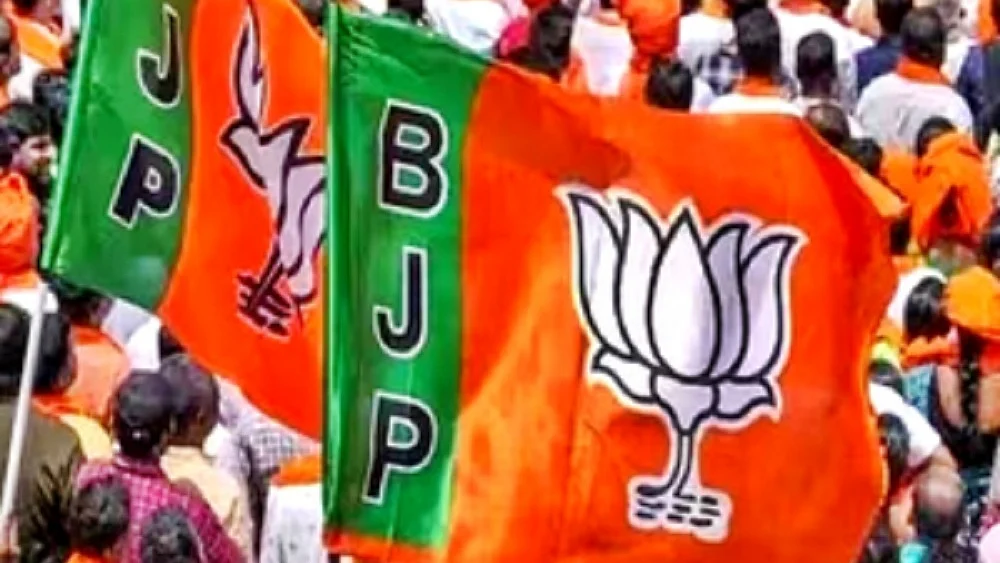 हरियाणा में बीजेपी की पहली लिस्ट आते ही इस्तीफों की लगी झड़ी, कई दिग्गजों ने छोड़ी पार्टी