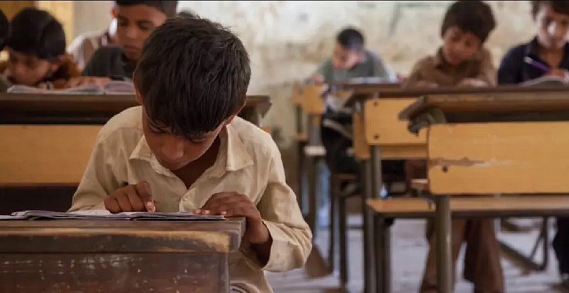 कोविड के दौरान सरकारी स्कूलों में नामांकन में हुई वृद्धि घटी, वापस 2018 के स्तर पर पहुंचीः रिपोर्ट