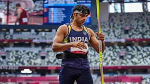 नीरज चोपड़ा ने किया खुलासा, टूटे हुए हाथ से डायमंड लीग फाइनल में लिया हिस्सा
