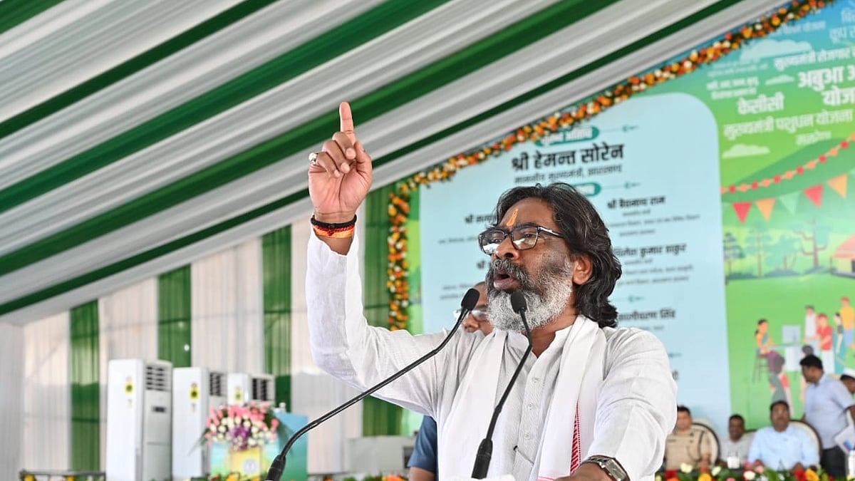 हेमंत सोरेन ने हिमंत सरमा पर निशाना साधा है।