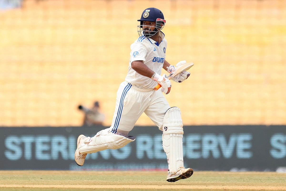 IND vs BAN: चेन्नई टेस्ट में पंत ने शतक जमाकर रचा इतिहास, एमएस धोनी के इस रिकॉर्ड की बराबरी की