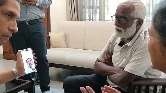 राहुल ने अन्ना के माता-पिता से बात की।