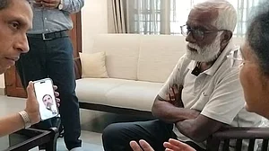 ईवाई कर्मचारी की मौत: राहुल ने अन्ना के माता-पिता से बात की, कामकाजी दशा में सुधार के लिए लड़ने का आश्वासन दिया