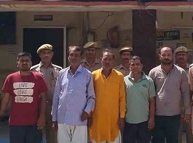 हाथरस में अंधविश्वास की पाठशाला! स्कूल की 'तरक्की' के लिए दी गई 11 साल के बच्चे की बलि, 5 आरोपी गिरफ्तार 