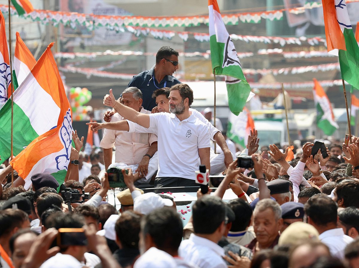 'केंद्र सरकार कुछ अरबपतियों के लिए काम कर रही', हरियाणा में बीजेपी पर बरसे राहुल गांधी