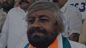 'राहुल गांधी के सक्रिय होते ही नरेंद्र मोदी परेशान हो उठे हैं', BJP पर बरसे ईश्वर खांडरे