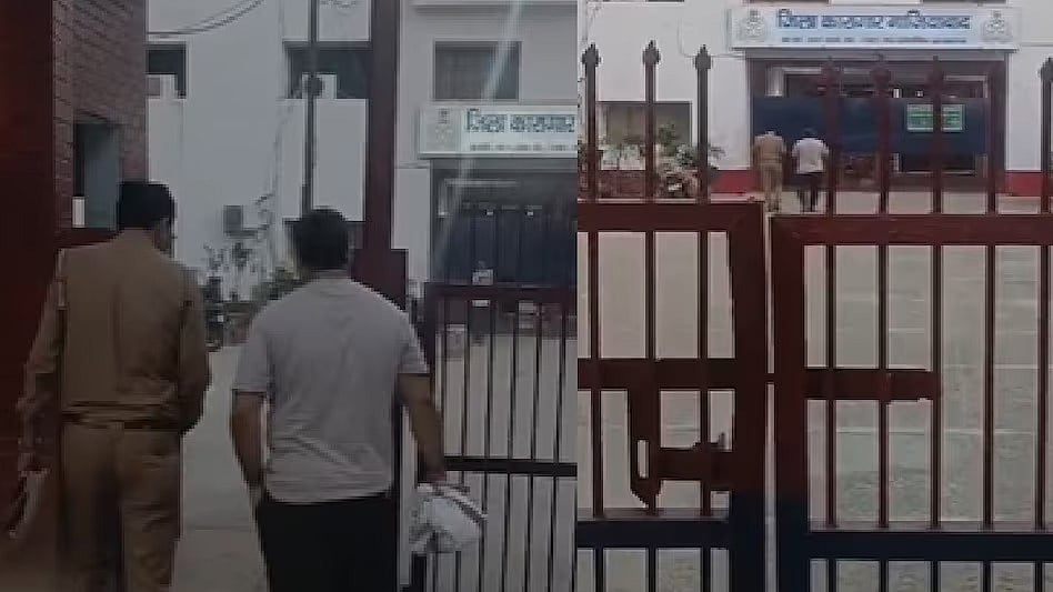 मुस्लिम संगठनों पर विवादित बयान देने वाले महंत यति नरसिंहानंद का शिष्य अनिल यादव गिरफ्तार,  जानें क्या है मामला